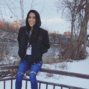 Meet your Posher, Sam